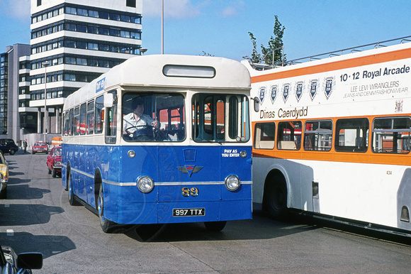 Taff-Ely 89 (997 TTX) Cardiff Bus Station 15-Sep-1977 Geoff Gould W6018