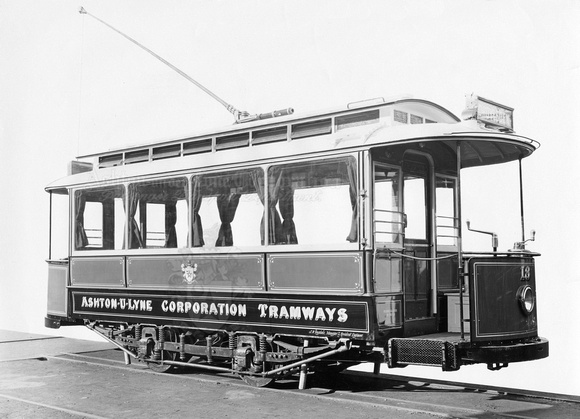 Ashton tram 18